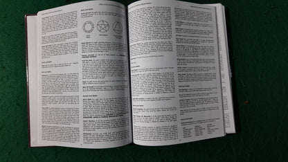 HARDCOVER 1E Dungeon Masters Guide  Advanced Dungeons & Dragons AD&D 1st Edition