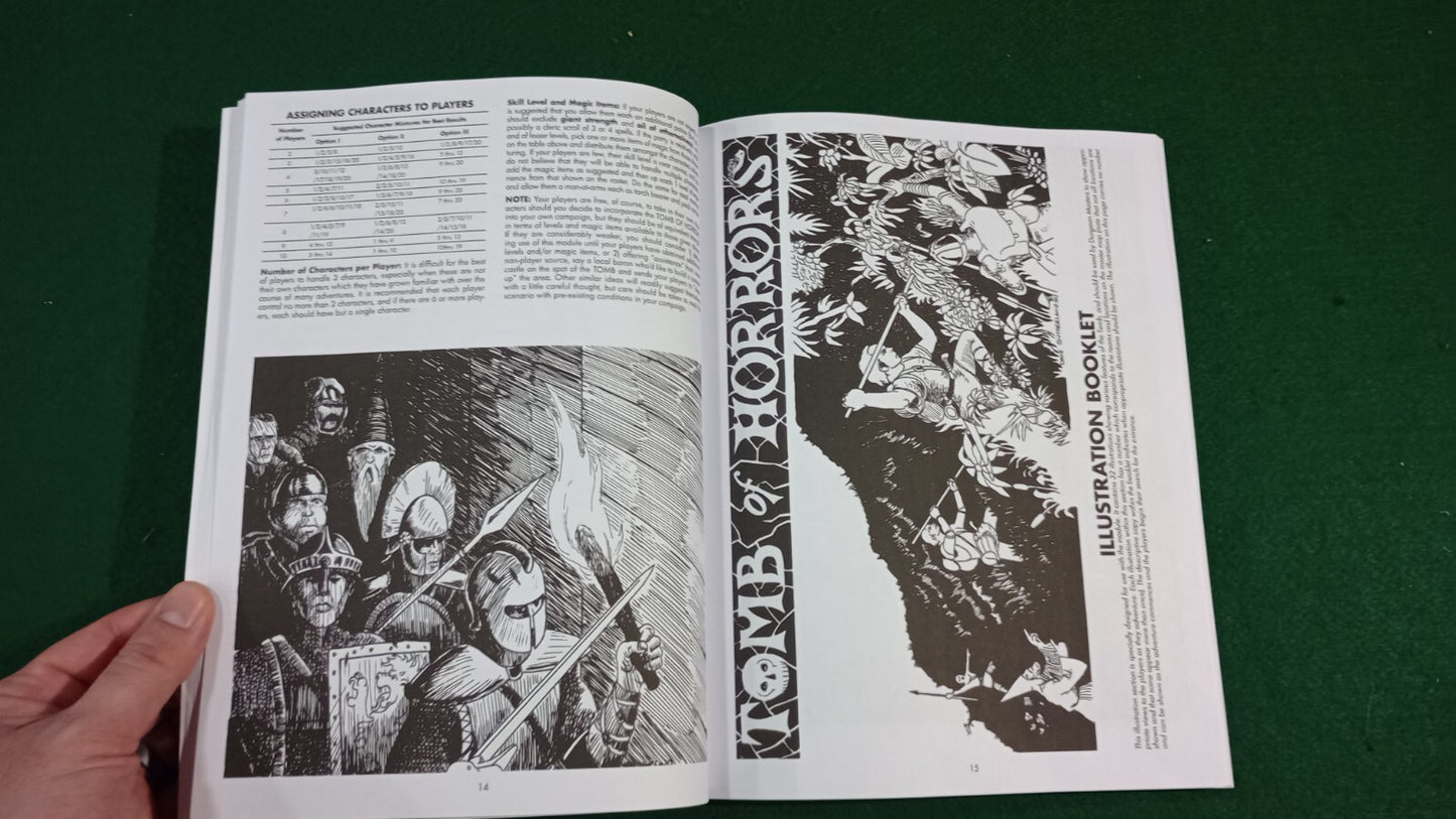 Against the Slave Lords / Dungeons of Dread 1E Dungeons & Dragons Bundle